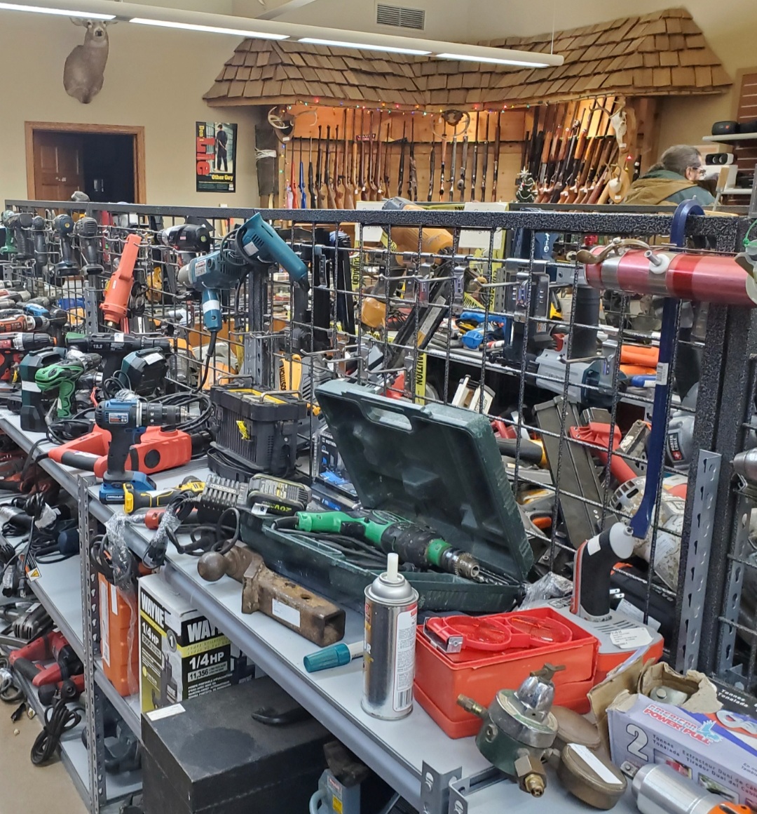 National Pawn Co in W Clairemont Ave, Eau Claire, Wisconsin | WeLoans