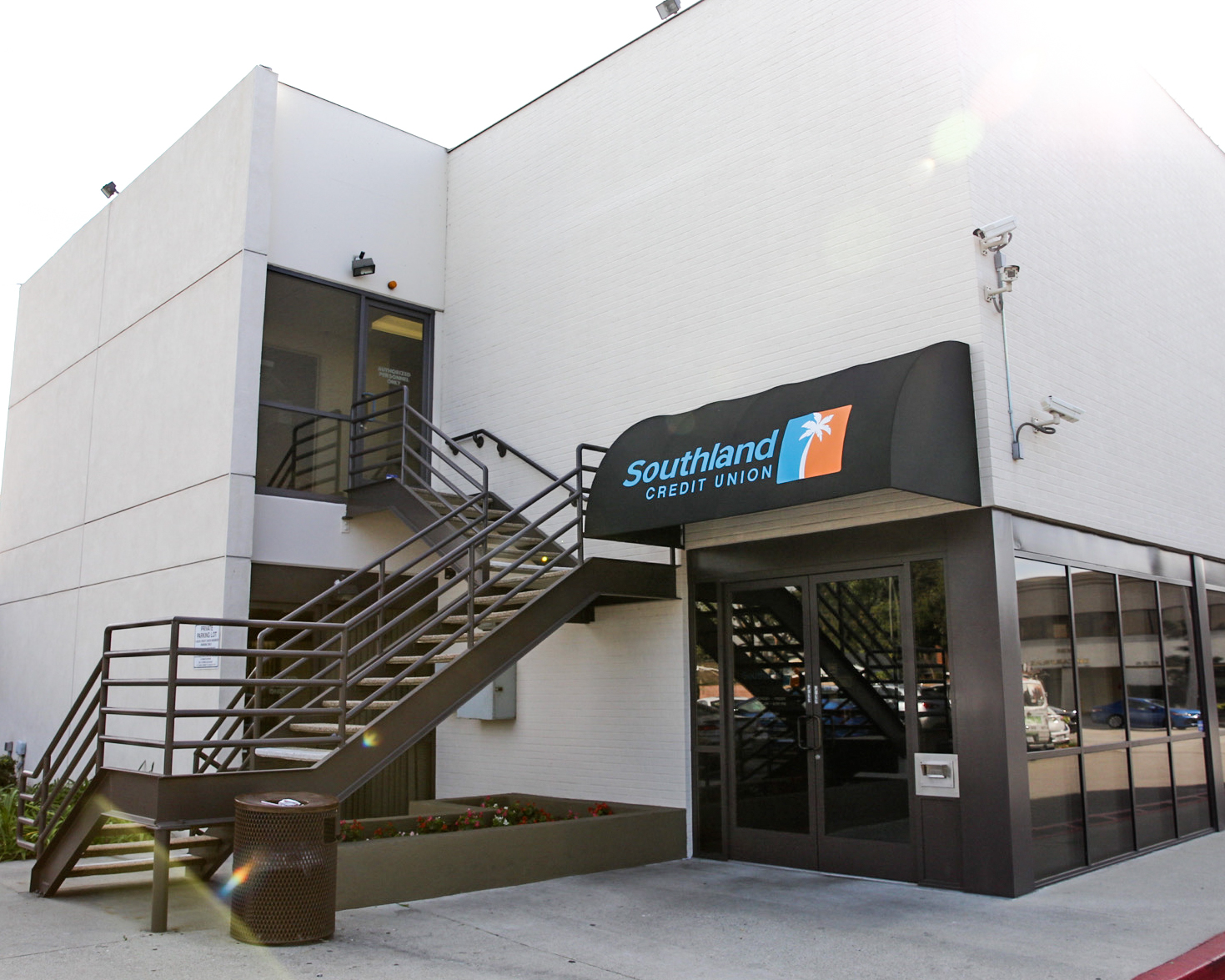 Southland Credit Union in Florence Ave, Downey, California | WeLoans